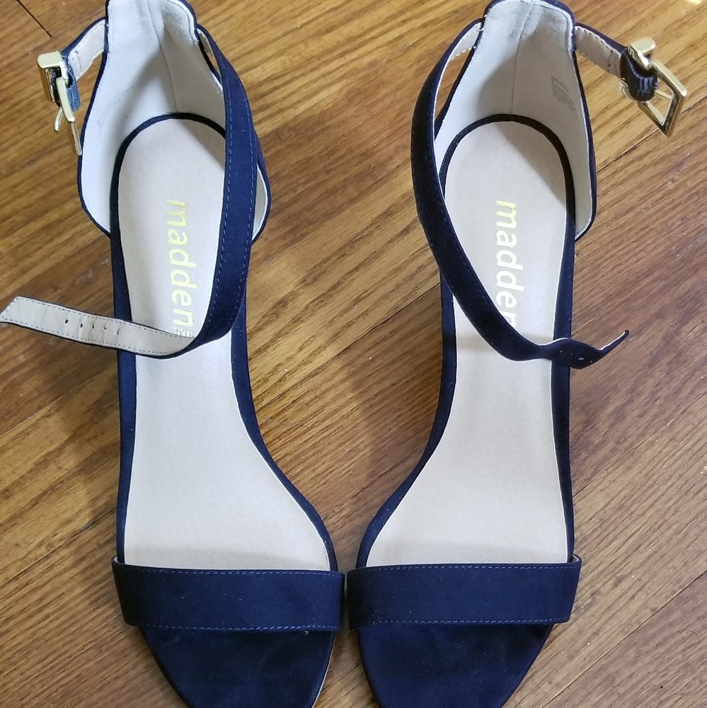 STEVE MADDEN HIGH HEELS